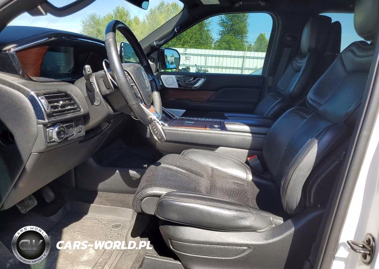 2019 Lincoln Navigator Reserve VIN:5LMJJ2LT3KEL09916 - 7