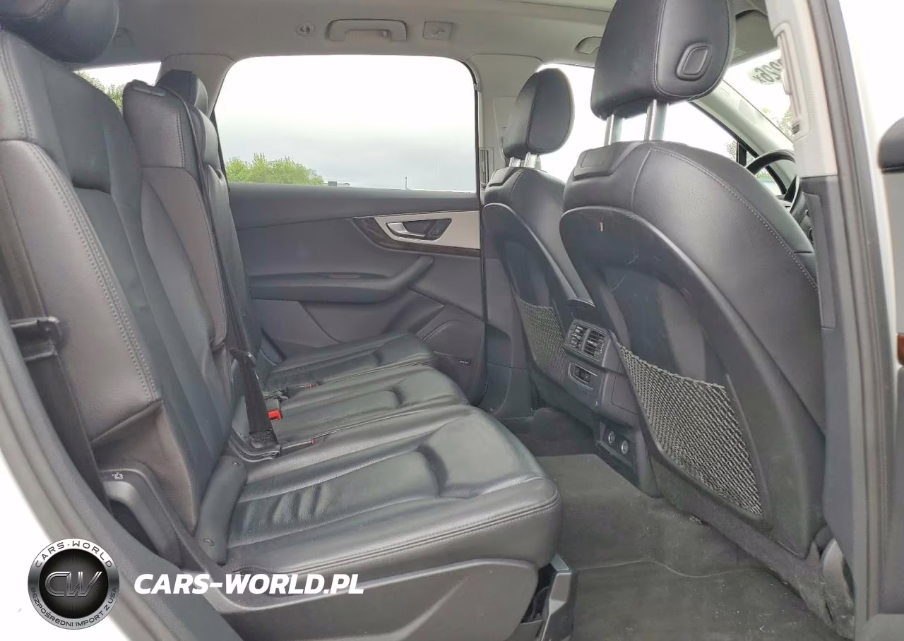2019 Audi Q7 Premium Plus VIN:WA1LHAF75KD014577 - 11