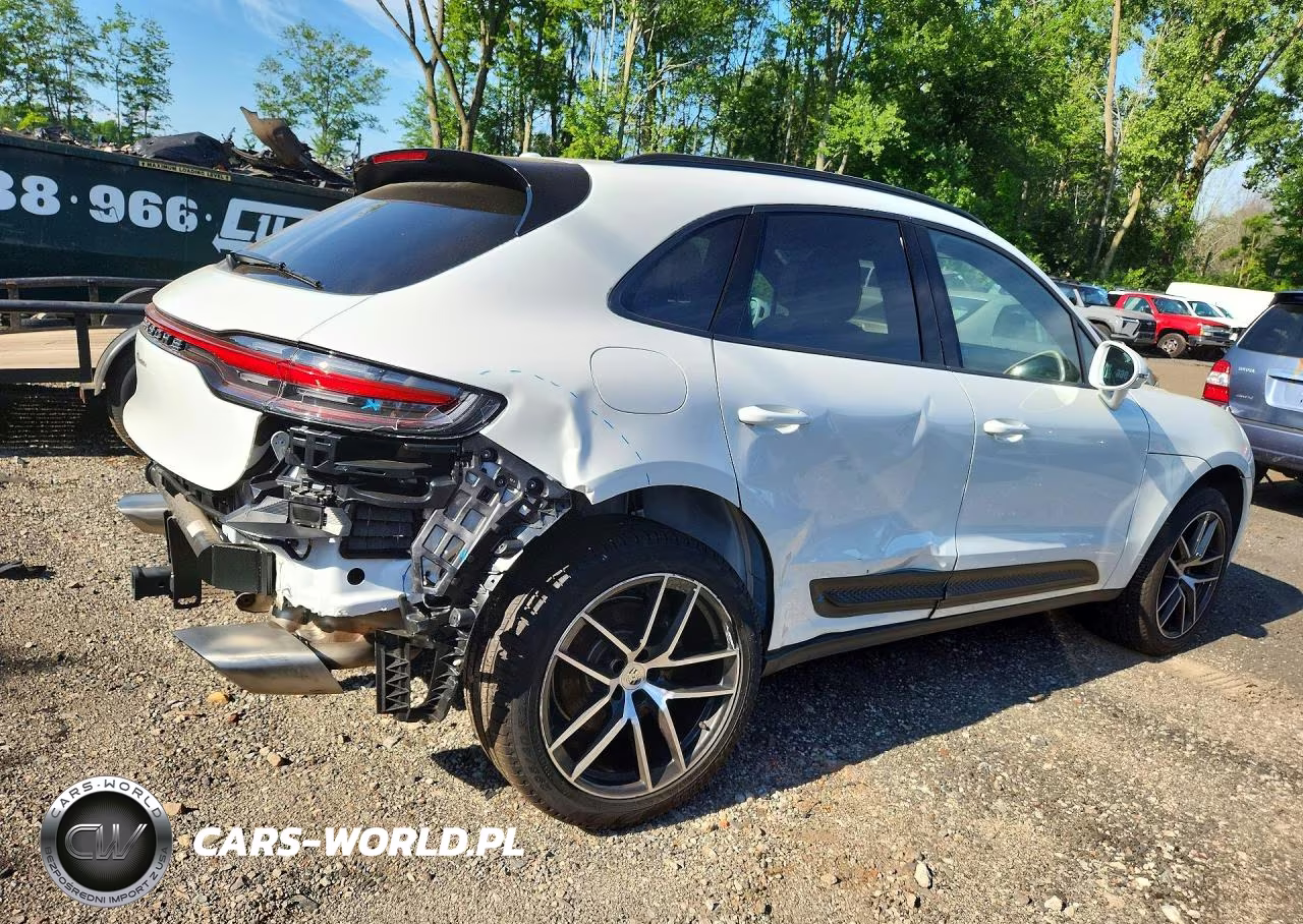 2025 Porsche Macan Base VIN:WP1AA2A50SLB09114 - 3