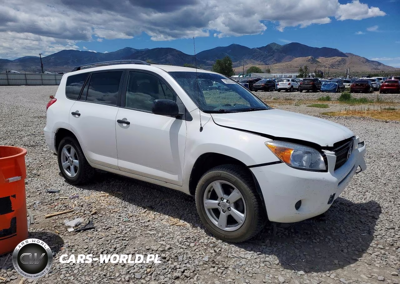 2008 Toyota Rav4 Base VIN:JTMBK35V385067893 - 4