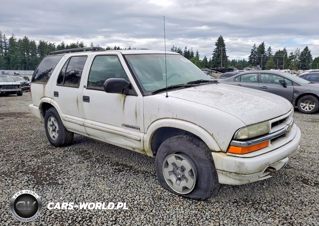 2003 Chevrolet Blazer VIN:1GNDT13X03K142162 - 4
