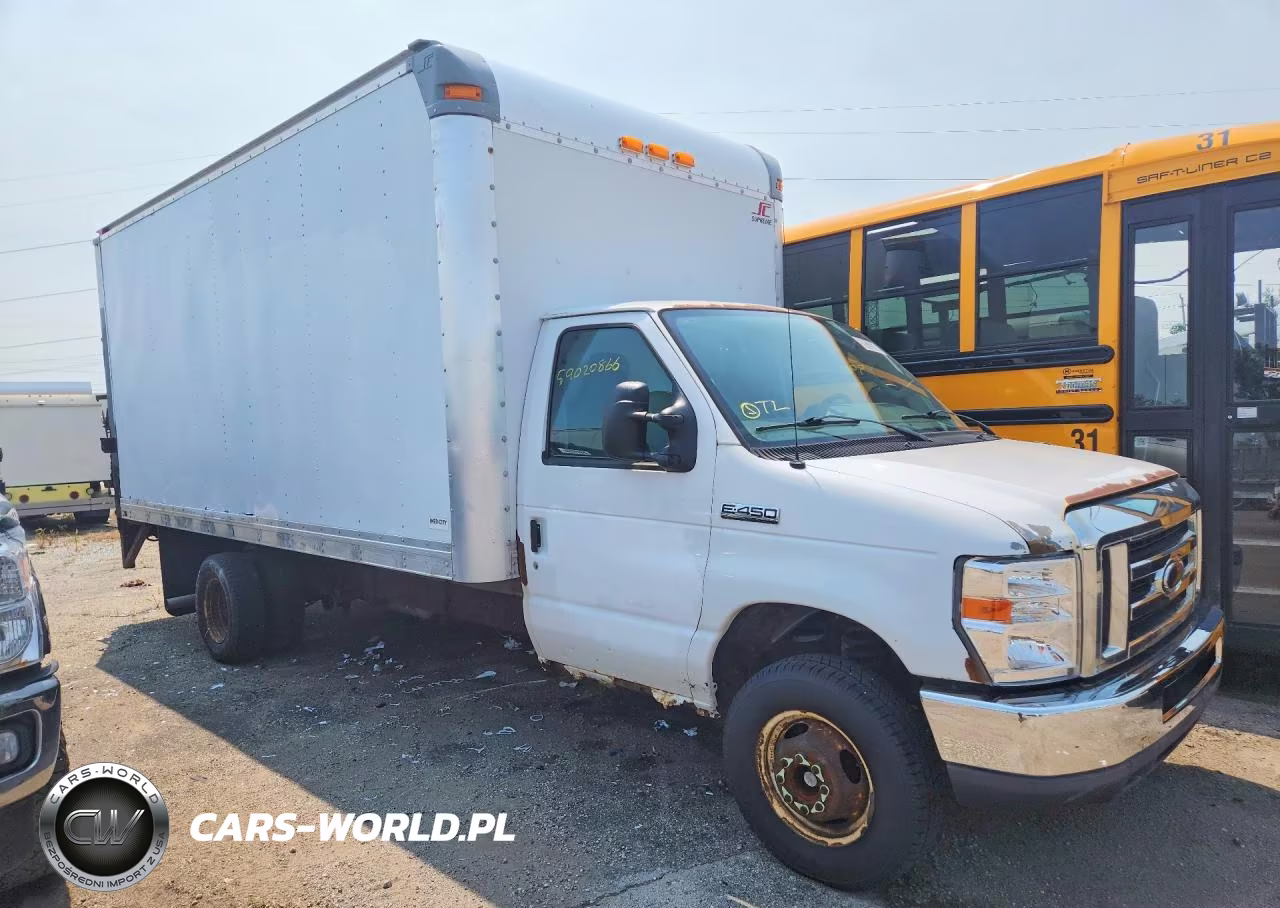 2013 Ford Econoline E450 Super Duty Cutaway Van VIN:1FDXE4FS8DDA15193 - 4