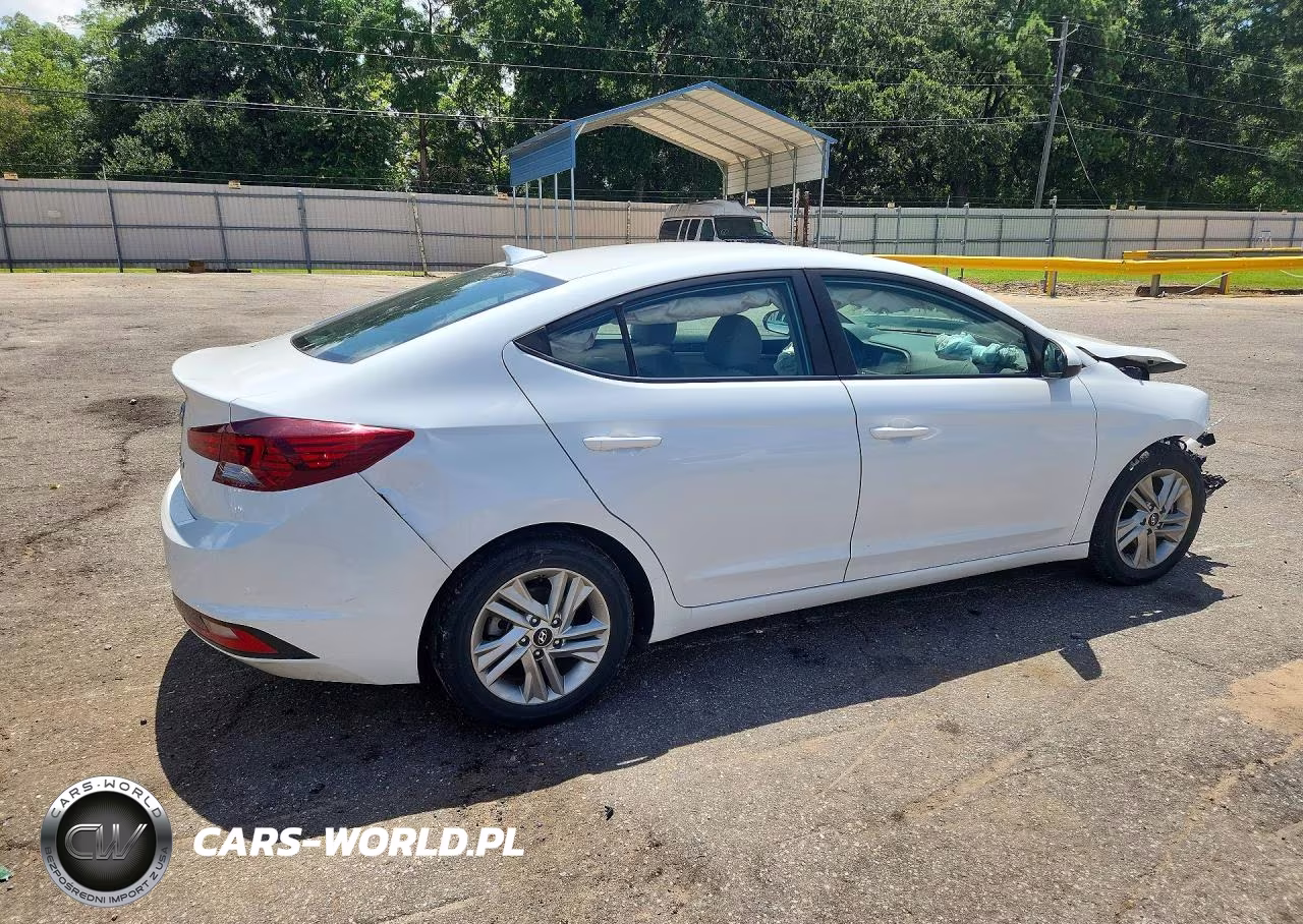 2020 Hyundai Elantra Sel VIN:5NPD84LF0LH594761 - 3