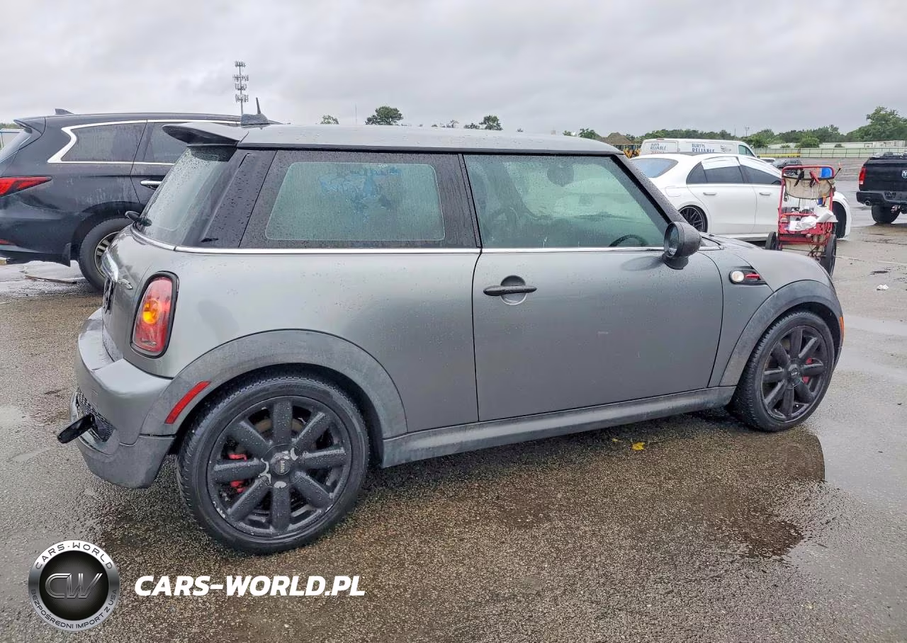 2009 Mini Cooper Sportback Ls Jcw VIN:WMWMF93549TF96379 - 3