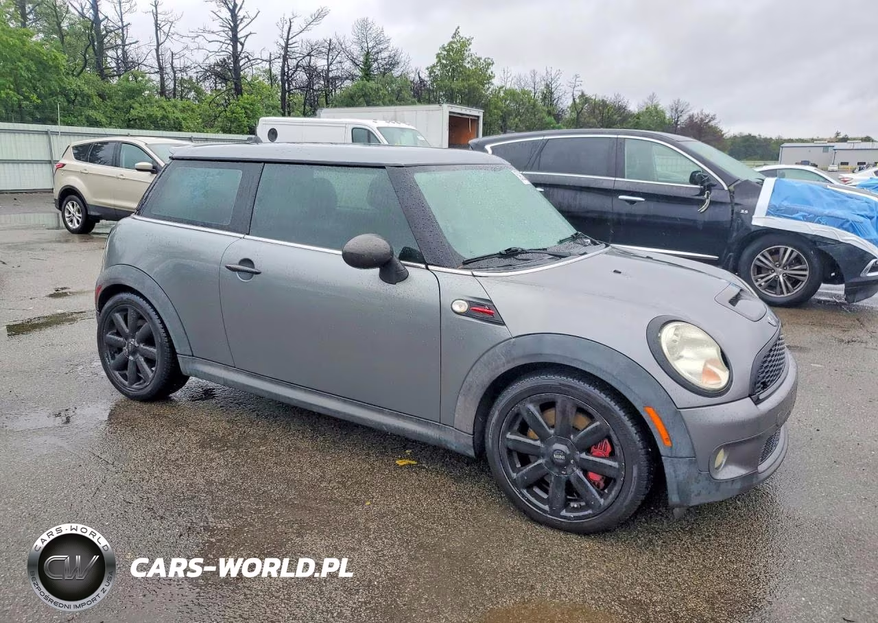 2009 Mini Cooper Sportback Ls Jcw VIN:WMWMF93549TF96379 - 4