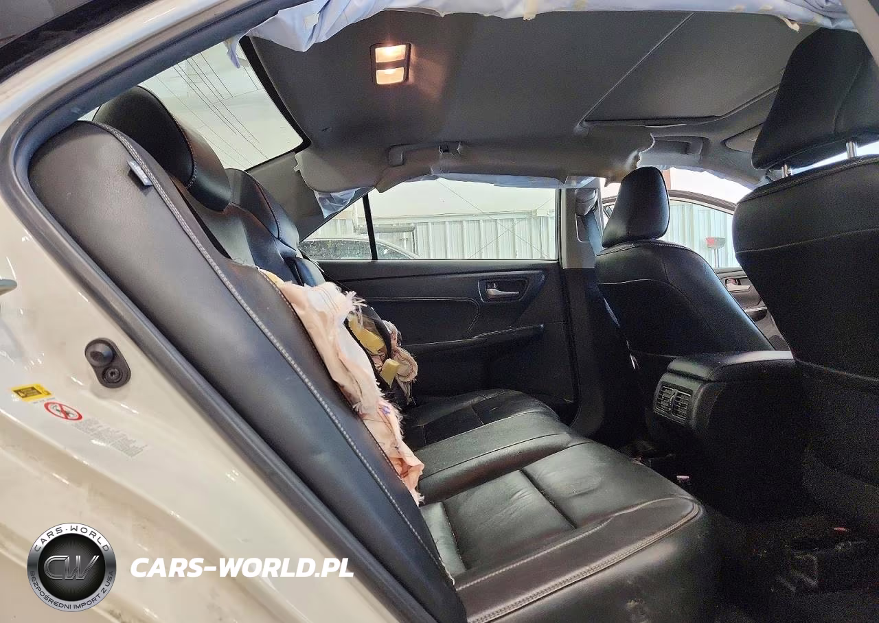2015 Toyota Camry Xle VIN:4T1BF1FK7FU904141 - 10
