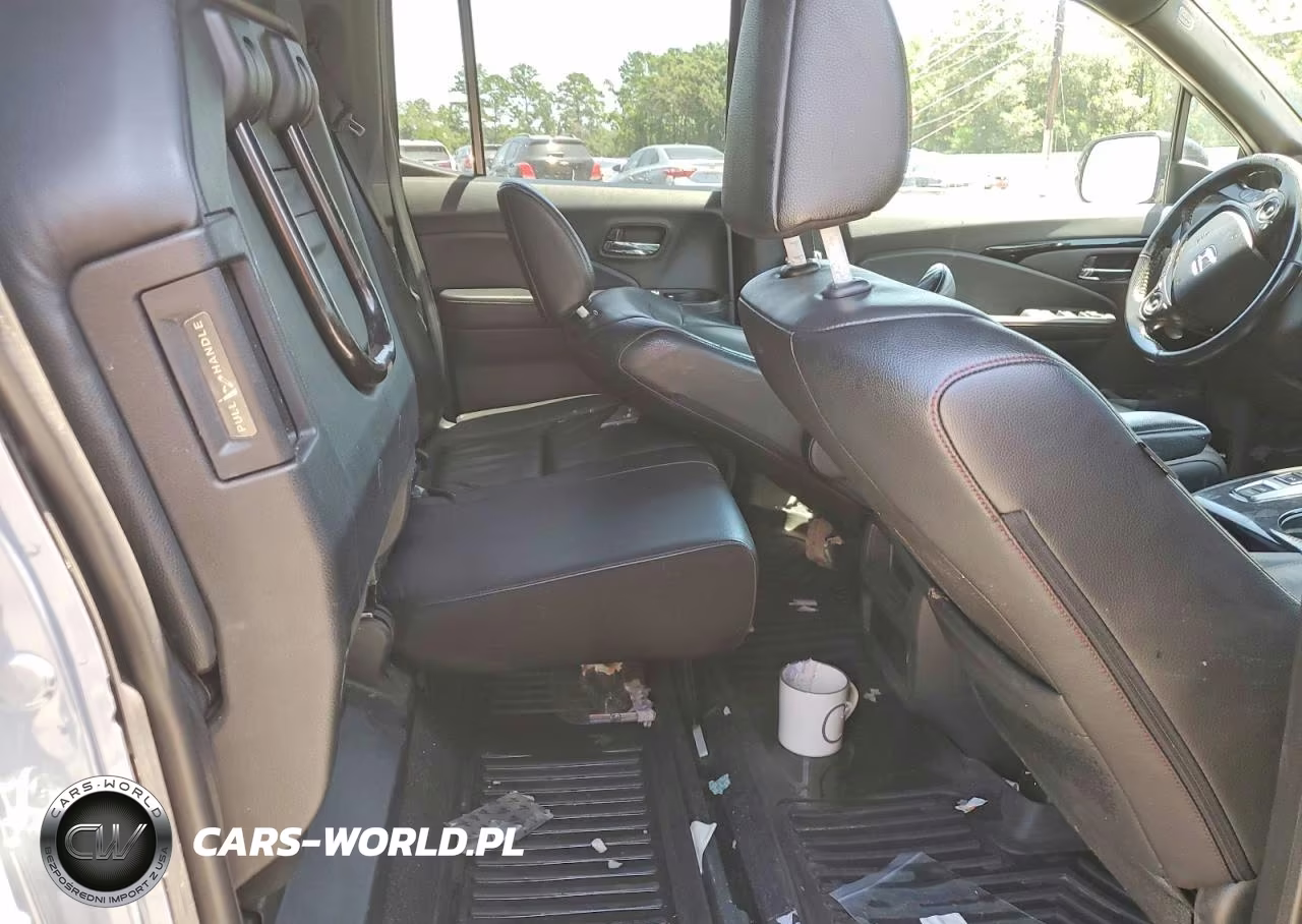 2023 Honda Ridgeline Black Edition VIN:5FPYK3F84PB014904 - 10