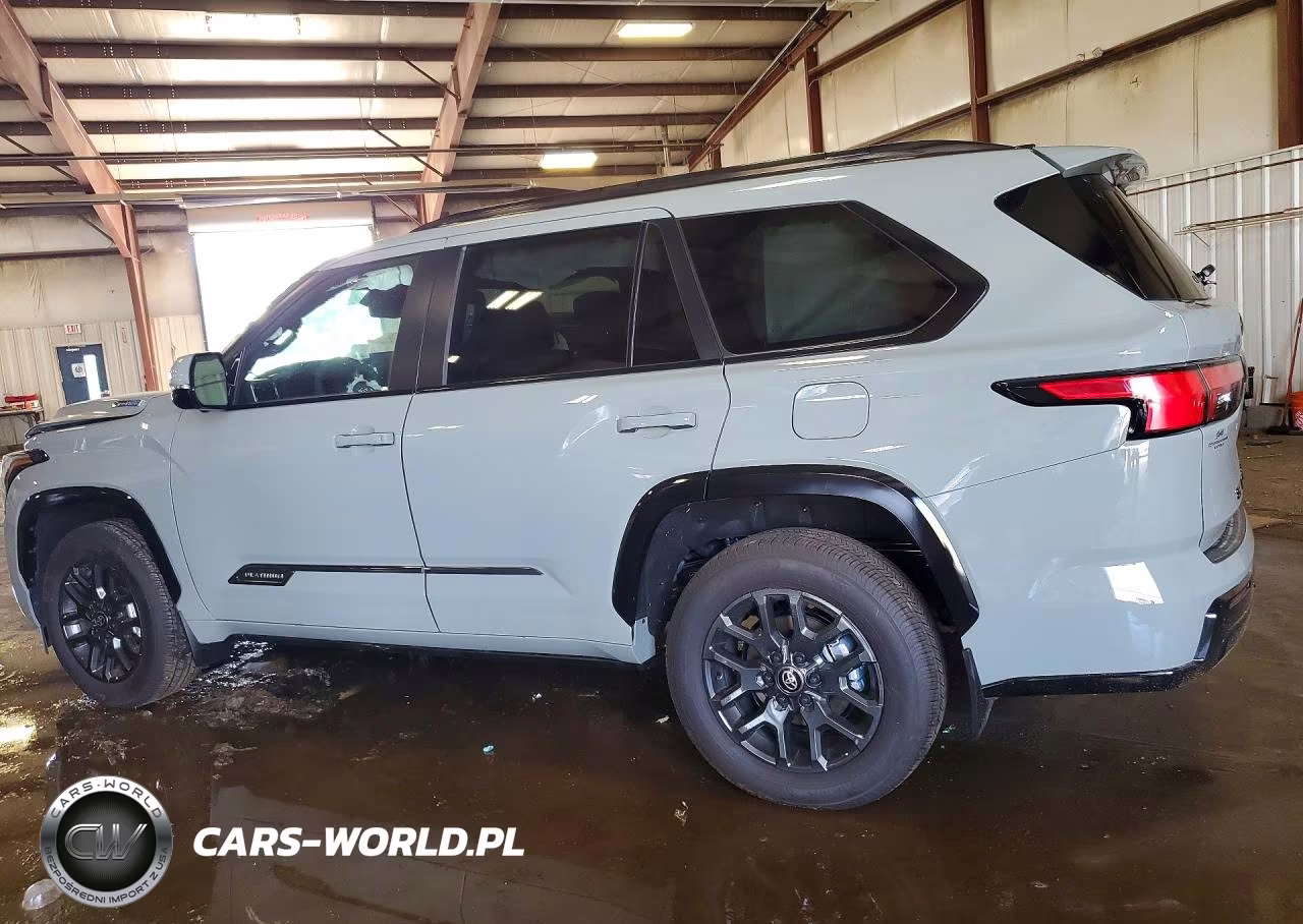 2026 Toyota Sequoia Platinum VIN:7SVAAABA3TX090291 - 2