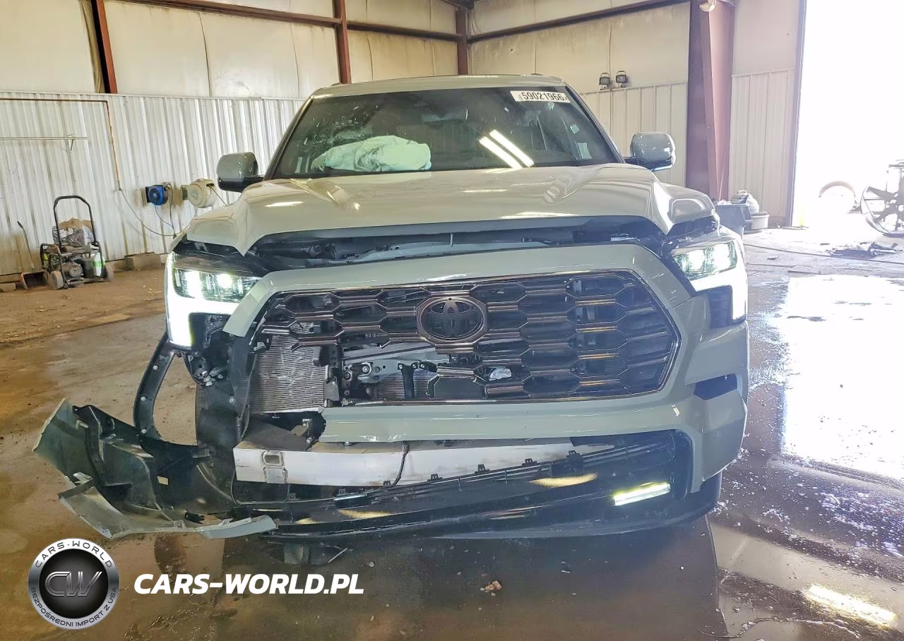 2026 Toyota Sequoia Platinum VIN:7SVAAABA3TX090291 - 5