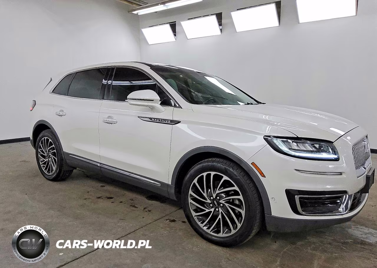 2019 Lincoln Nautilus Reserve VIN:2LMPJ8L96KBL45796 - 4