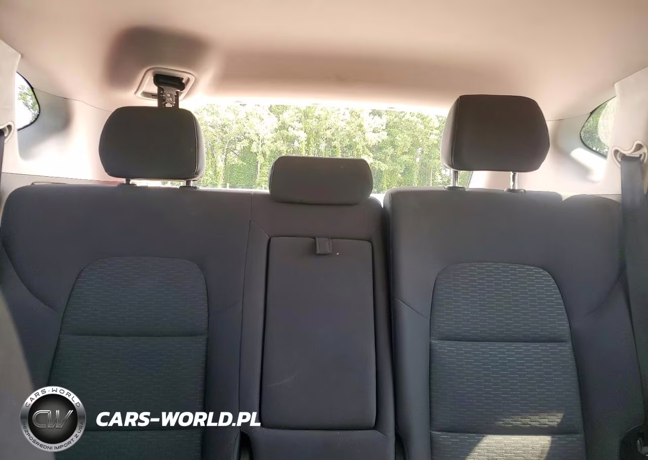 2019 Hyundai Tucson Se VIN:KM8J23A48KU887467 - 10