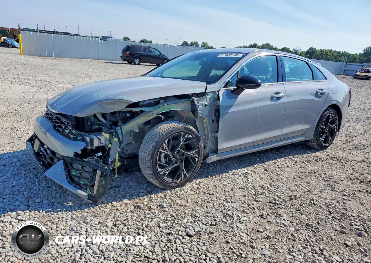 2025 Kia K5 Gt Line – zdjęcie 1 z 12