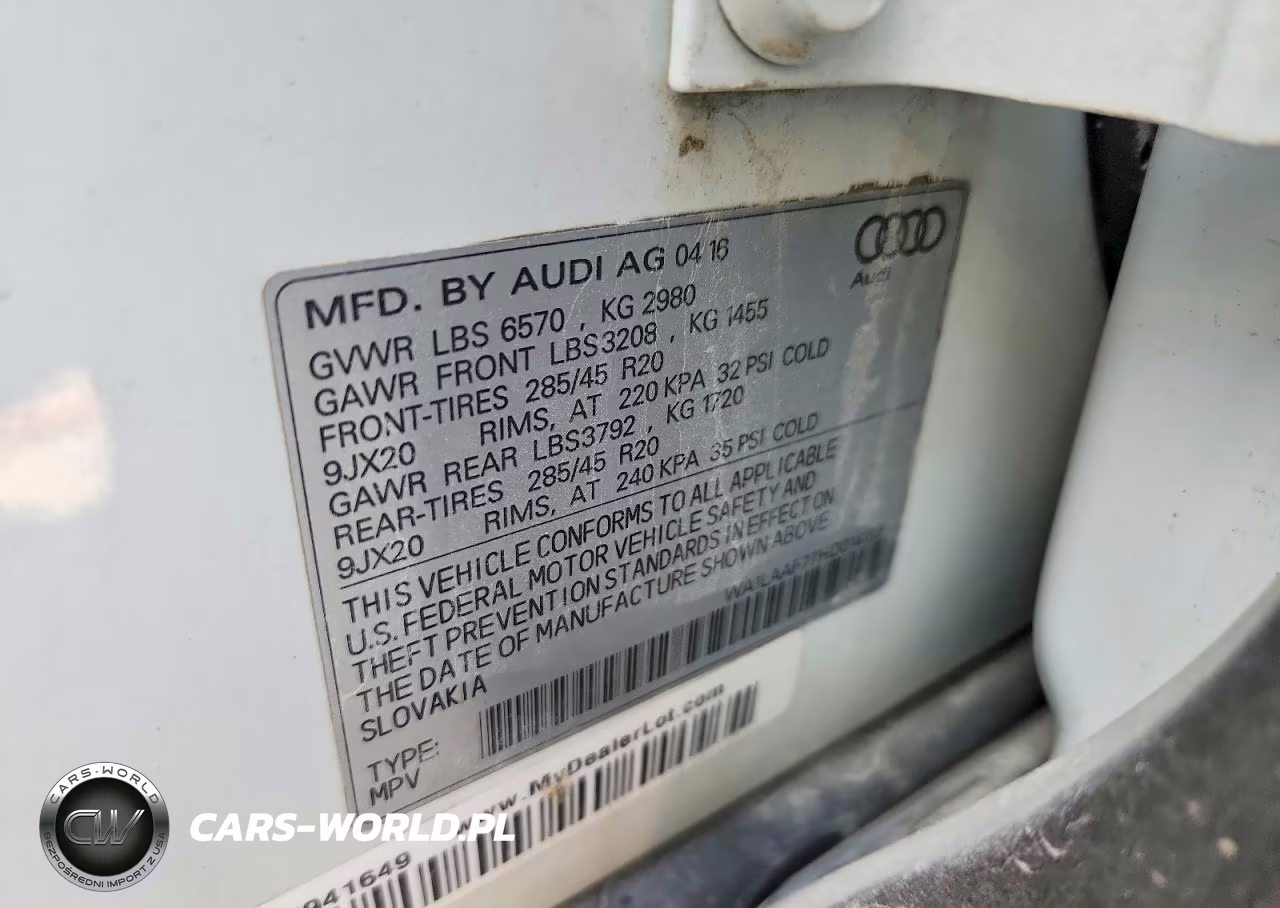 2017 Audi Q7 Premium Plus VIN:WA1LAAF77HD014139 - 13