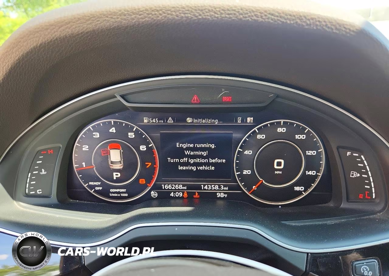 2017 Audi Q7 Premium Plus VIN:WA1LAAF77HD014139 - 9