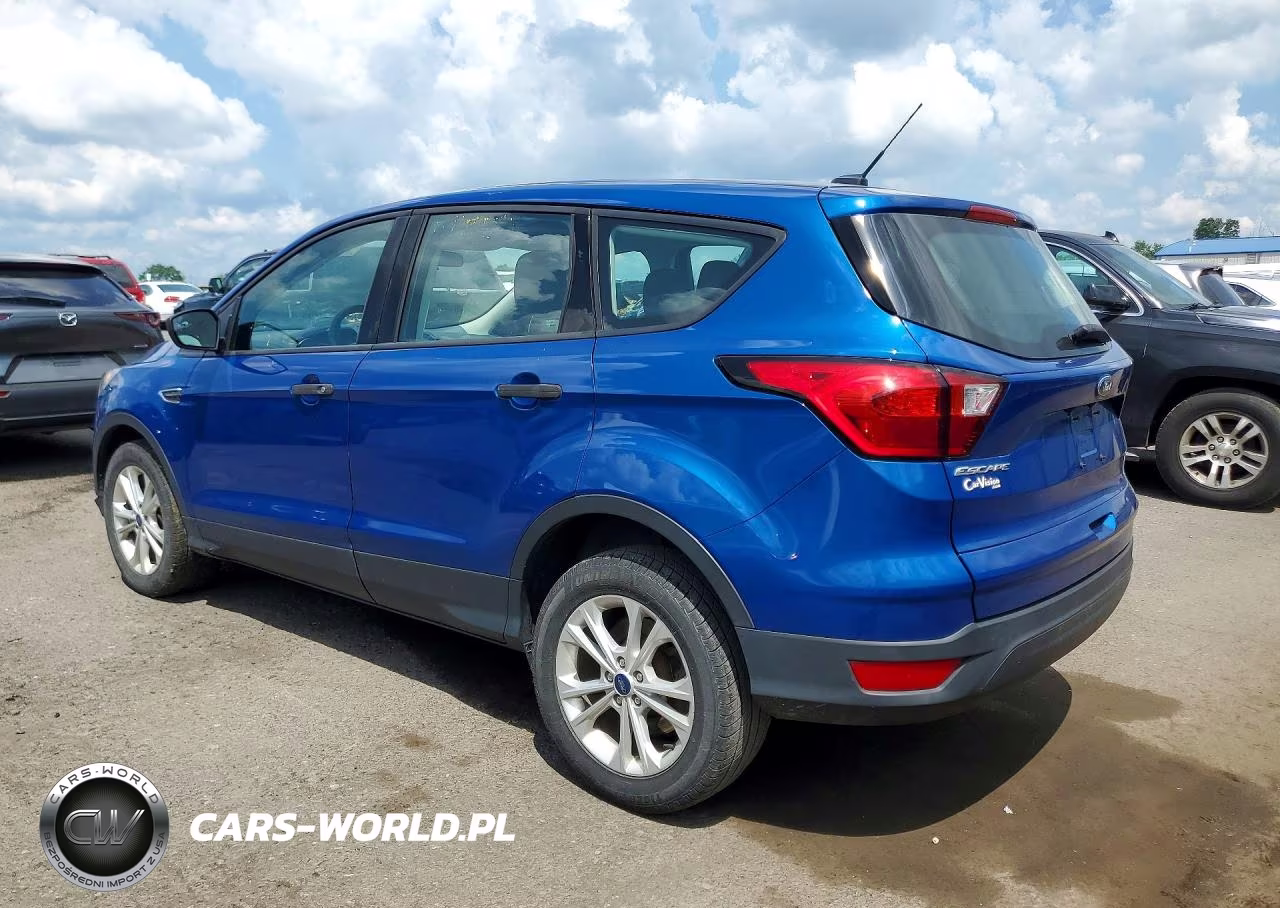 2019 Ford Escape S VIN:1FMCU0F78KUB49494 - 2