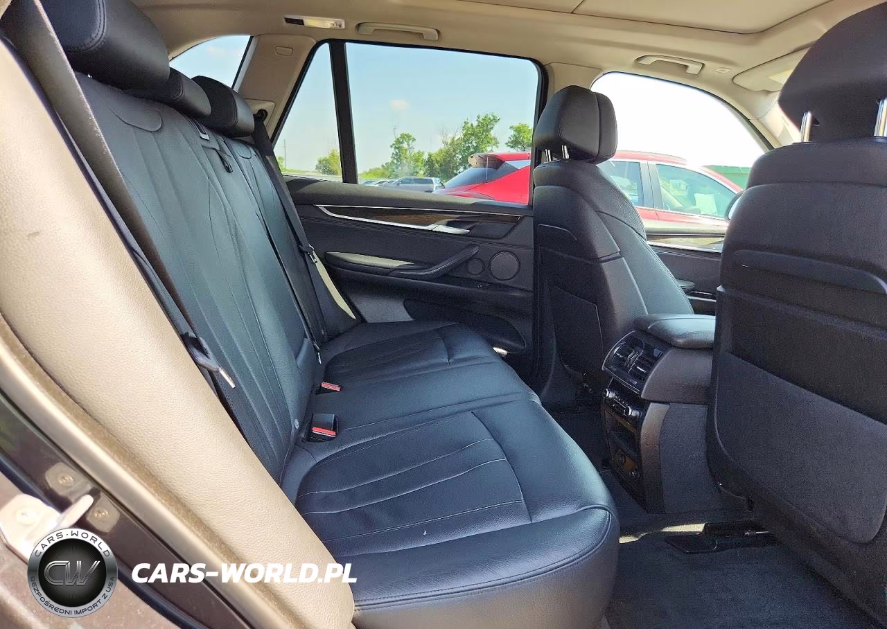2016 BMW X5 xDrive35I VIN:5UXKR0C58G0P20032 - 11