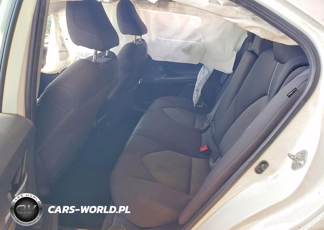 2024 Toyota Camry Le VIN:4T1C11AK7RU237473 - 10