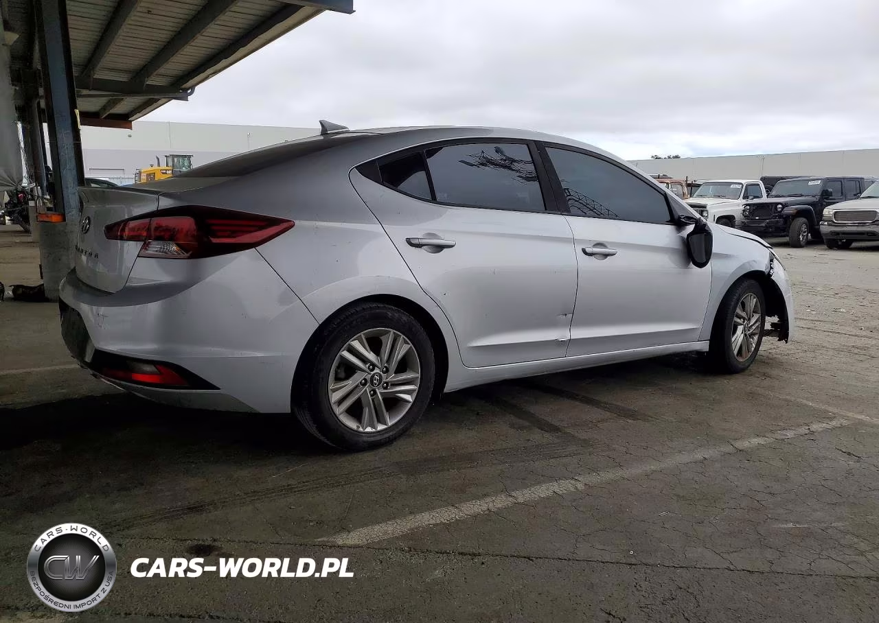 2019 Hyundai Elantra Sel VIN:KMHD84LF7KU767711 - 3