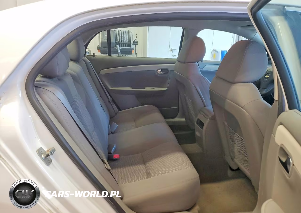 2010 Chevrolet Malibu 1Lt VIN:1G1ZC5E06AF210937 - 10