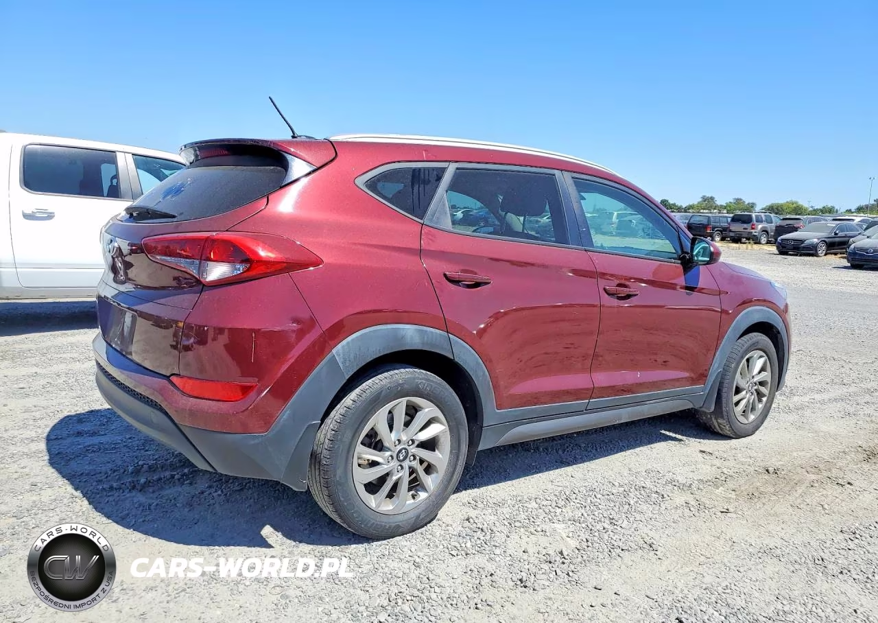 2016 Hyundai Tucson Se VIN:KM8J33A41GU238260 - 3