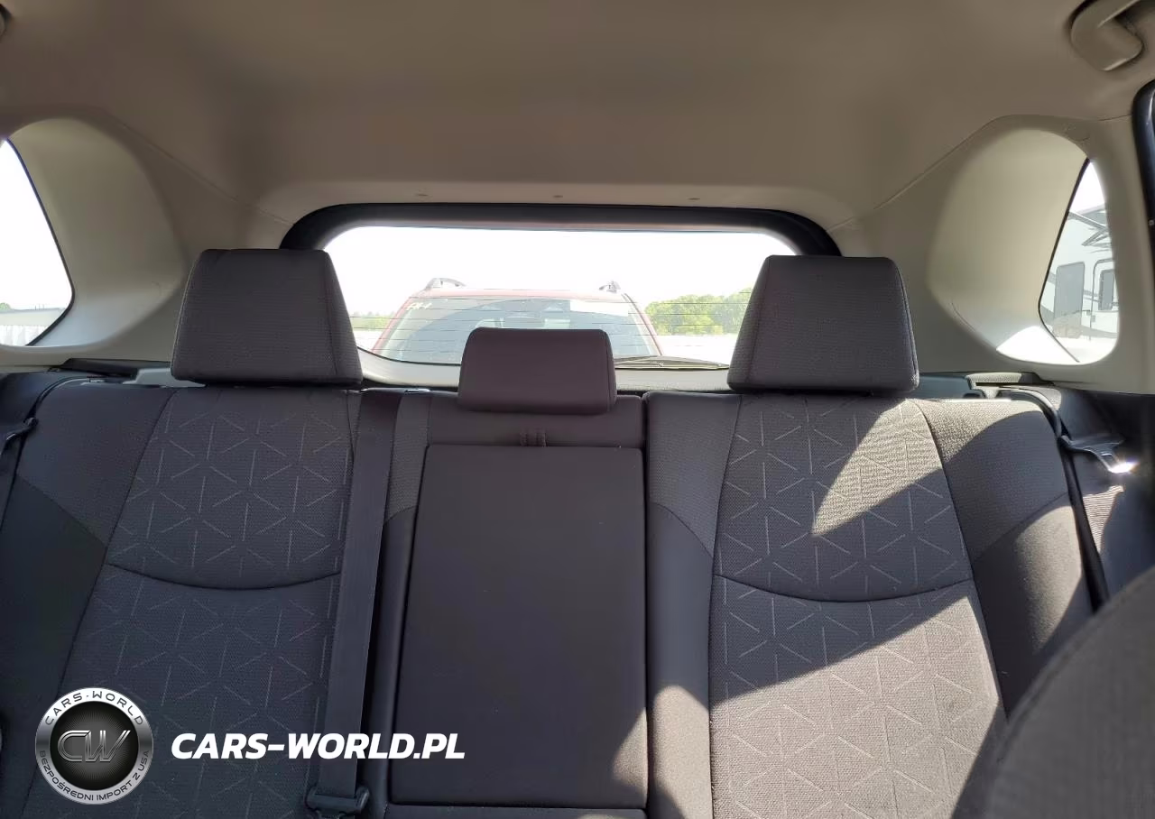 2019 Toyota Rav4 Xle VIN:JTMRWRFV2KD027130 - 10