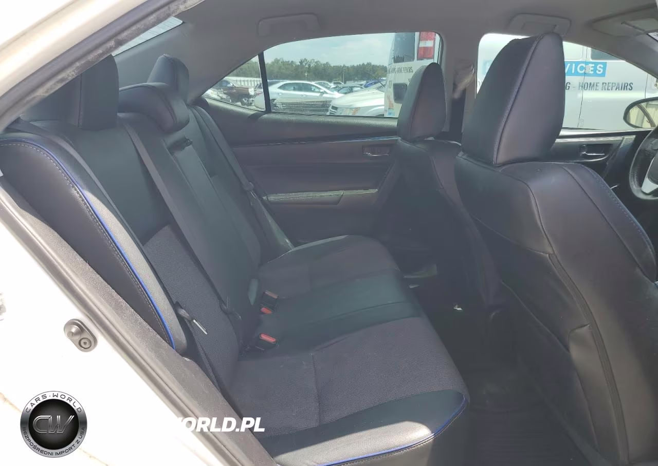 2018 Toyota Corolla Se VIN:5YFBURHE4JP764491 - 10