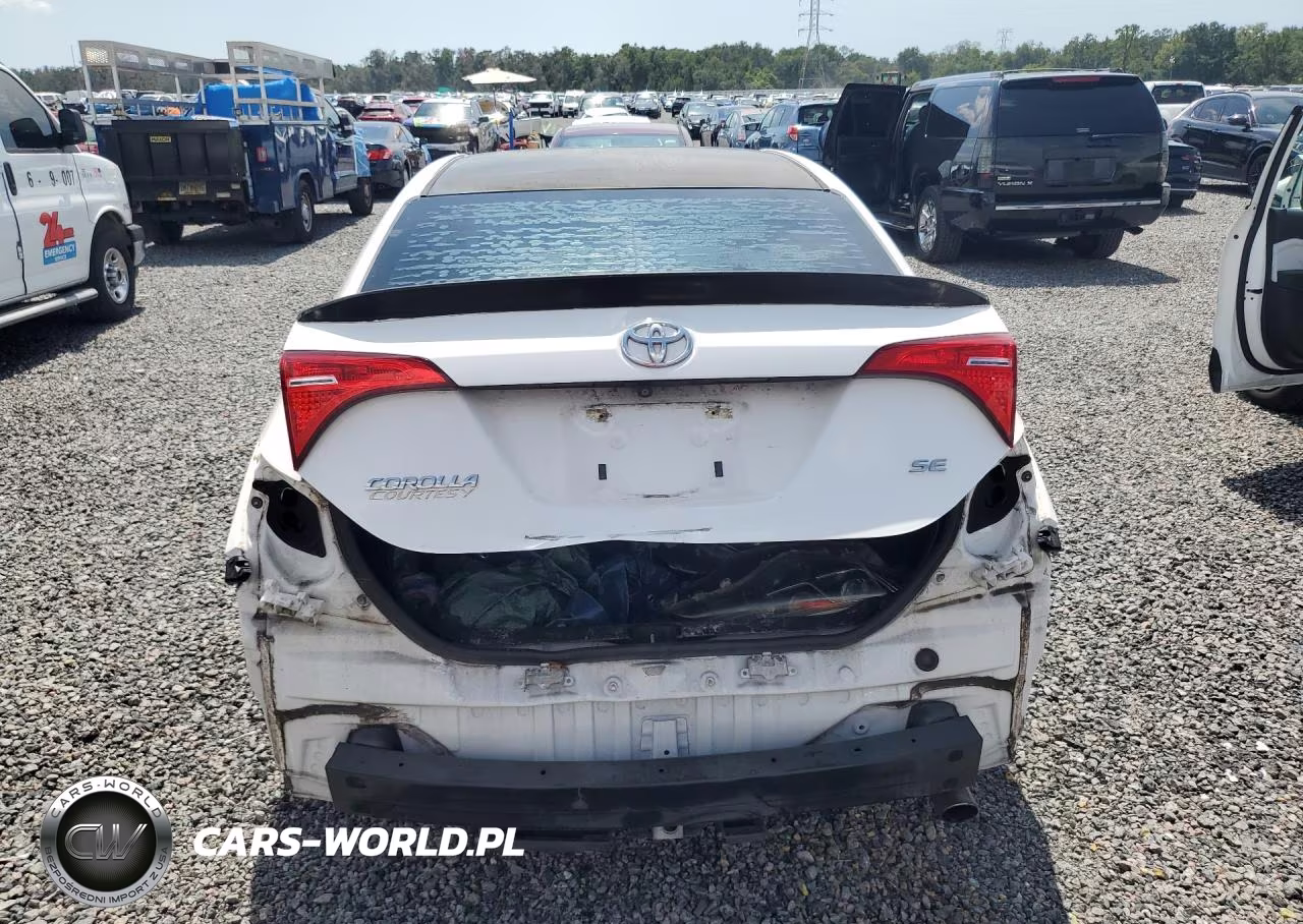 2018 Toyota Corolla Se VIN:5YFBURHE4JP764491 - 6