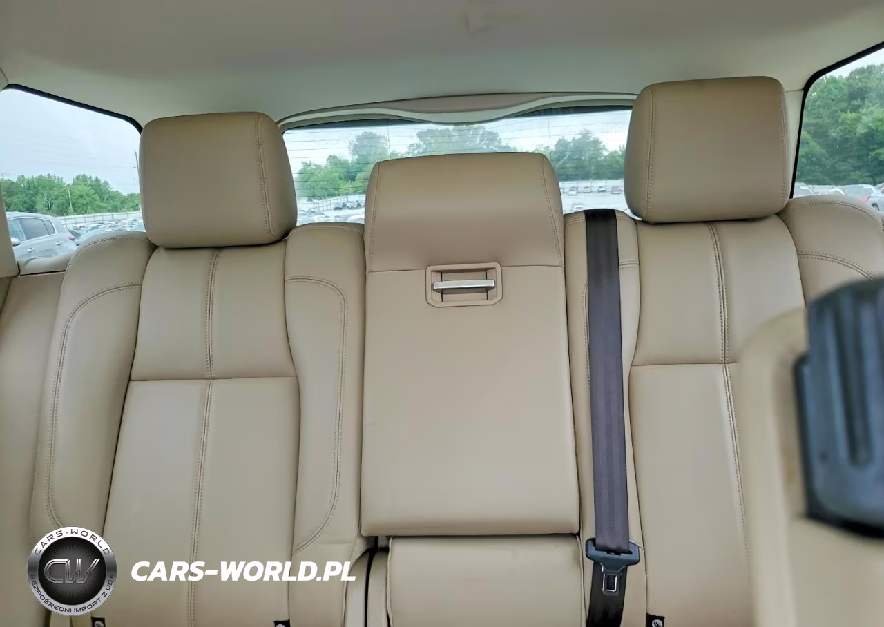 2016 Land Rover Range Rover VIN:SALGR2PF5GA313004 - 10