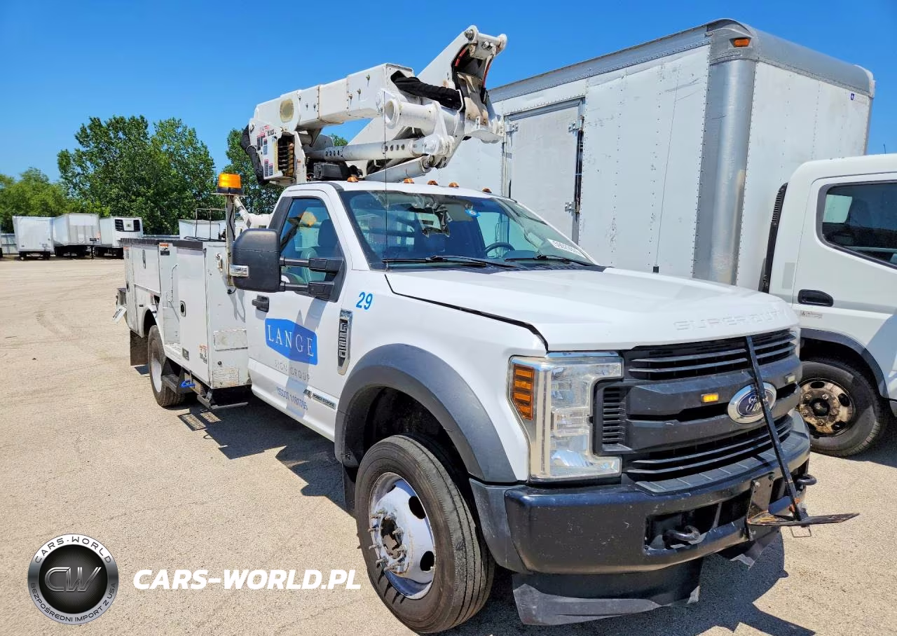 2019 Ford F550 Super Duty VIN:1FDUF5HT9KDA10349 - 4