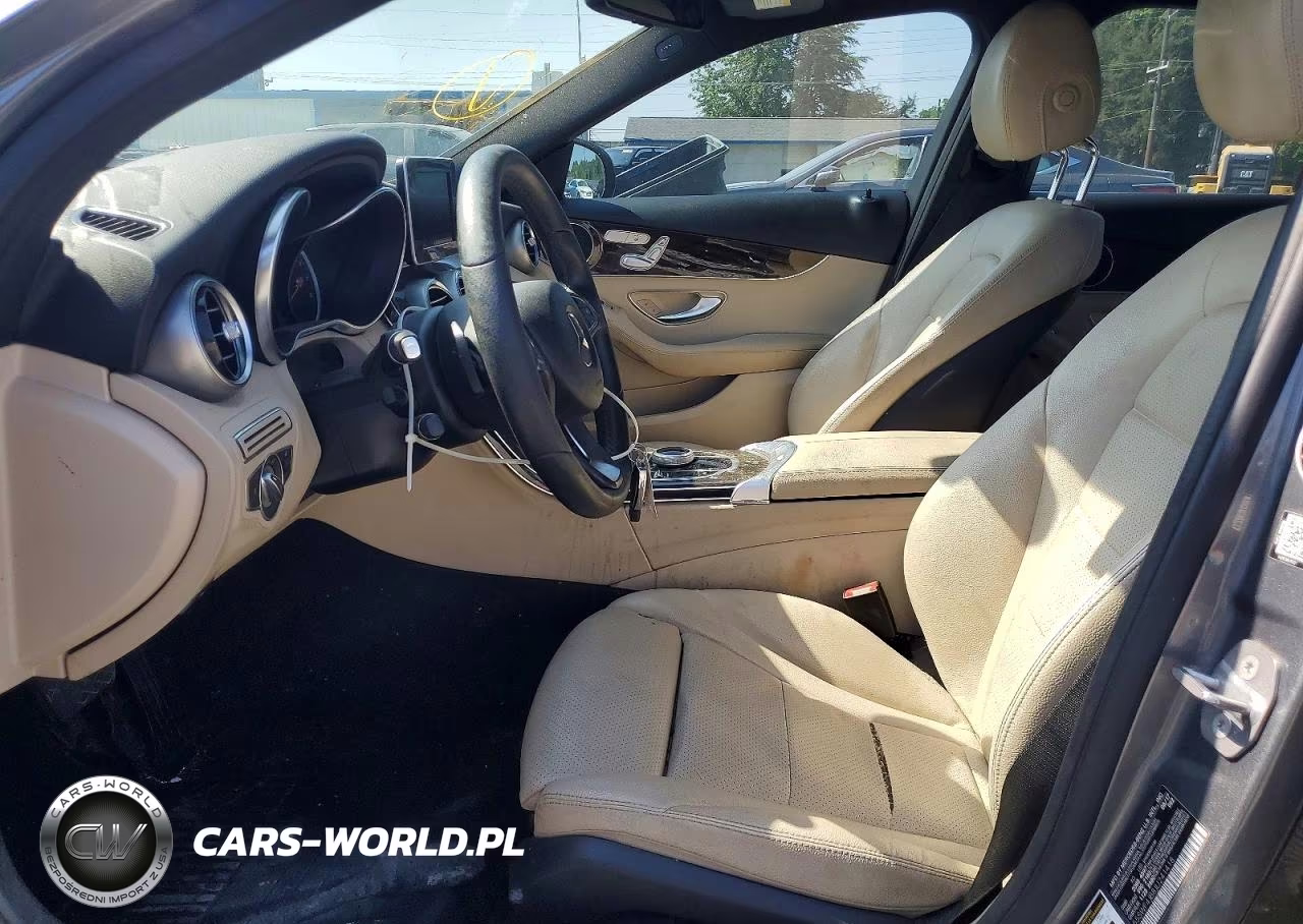 2018 Mercedes-Benz C 300 VIN:55SWF4JB8JU241418 - 7