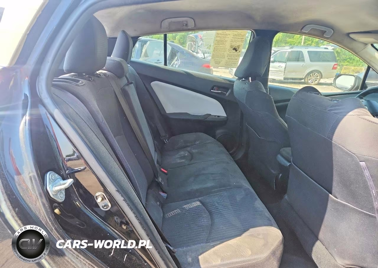 2016 Toyota Prius Two VIN:JTDKBRFU2G3520193 - 10