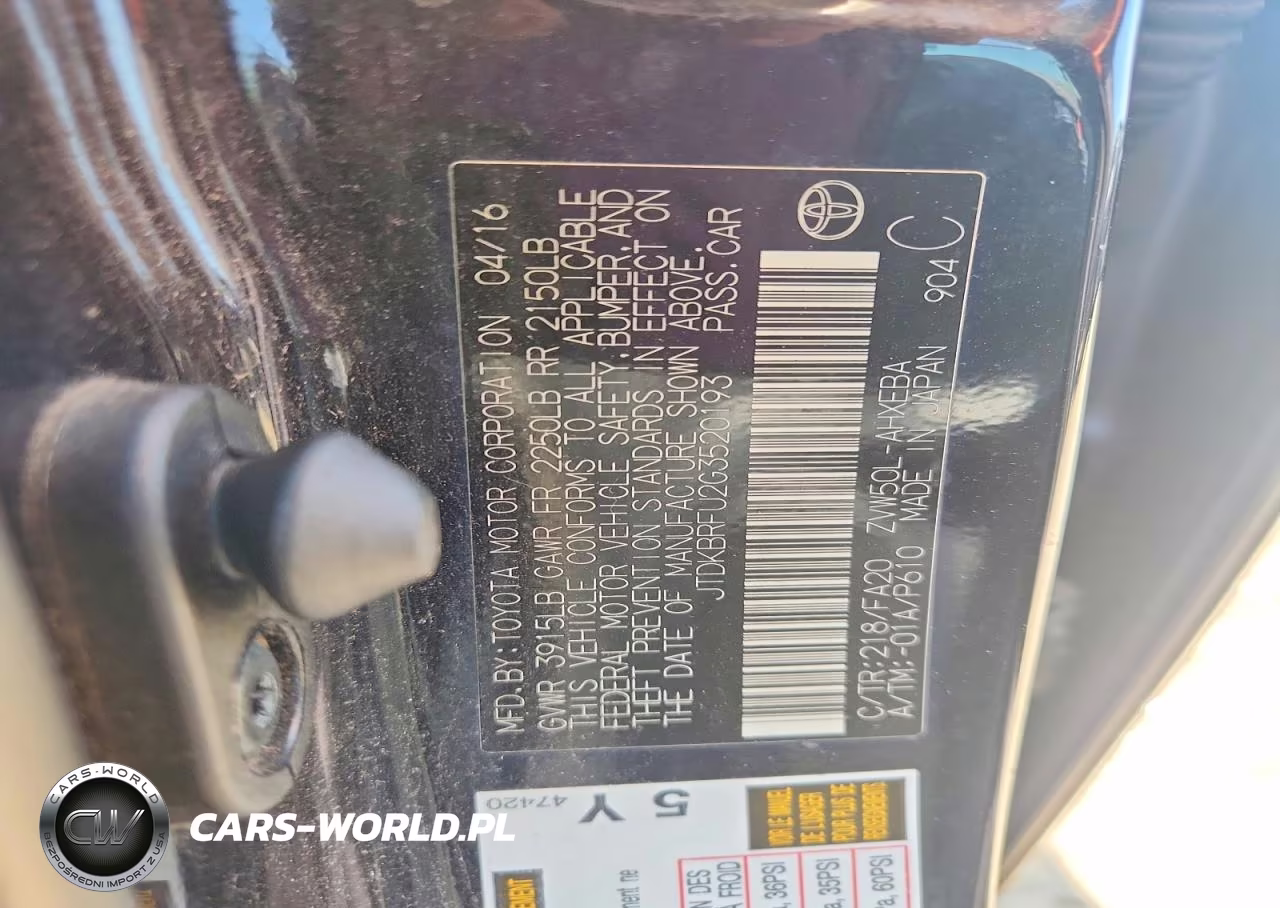 2016 Toyota Prius Two VIN:JTDKBRFU2G3520193 - 12