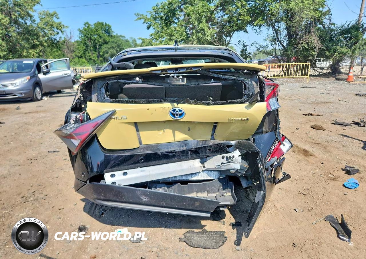 2016 Toyota Prius Two VIN:JTDKBRFU2G3520193 - 6