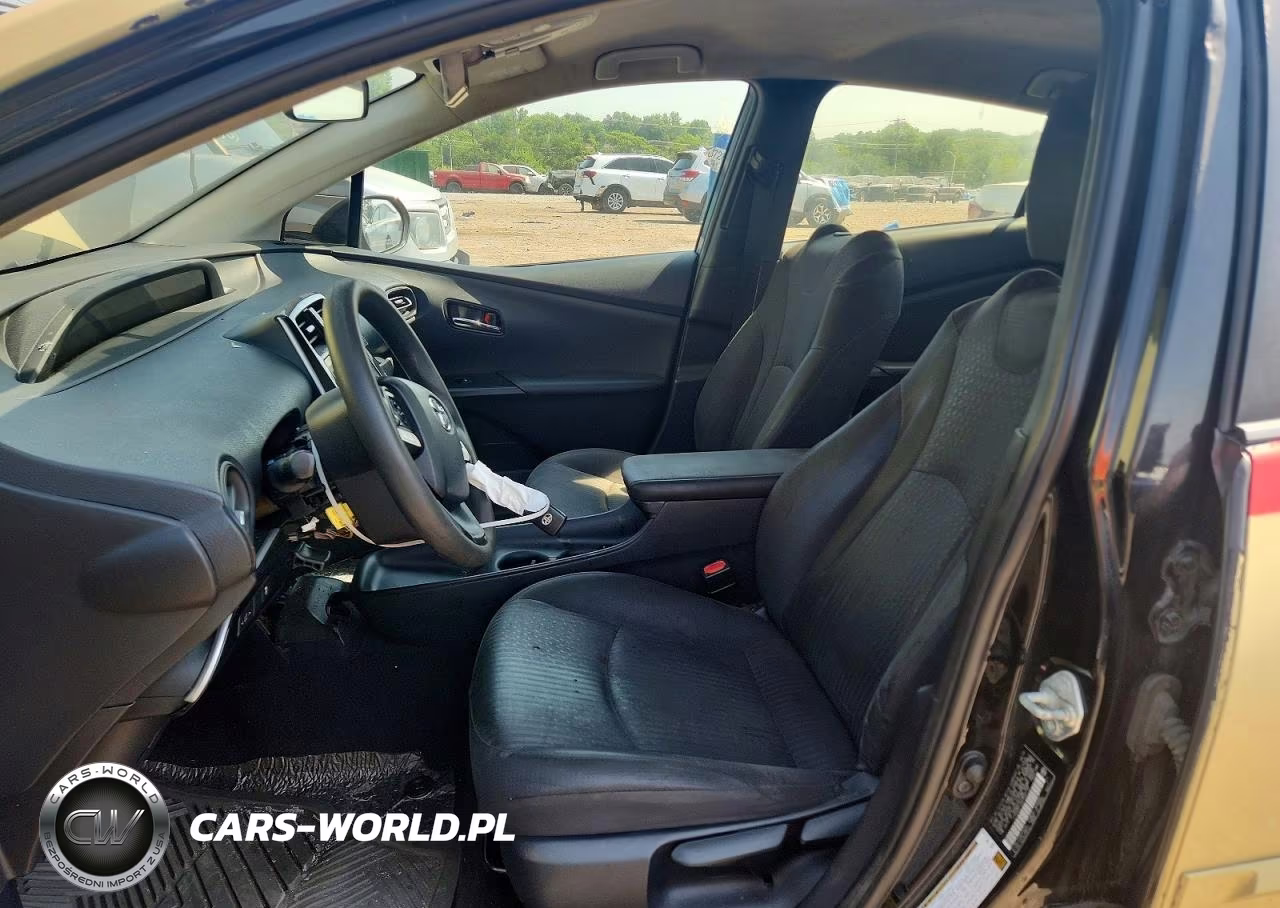 2016 Toyota Prius Two VIN:JTDKBRFU2G3520193 - 7