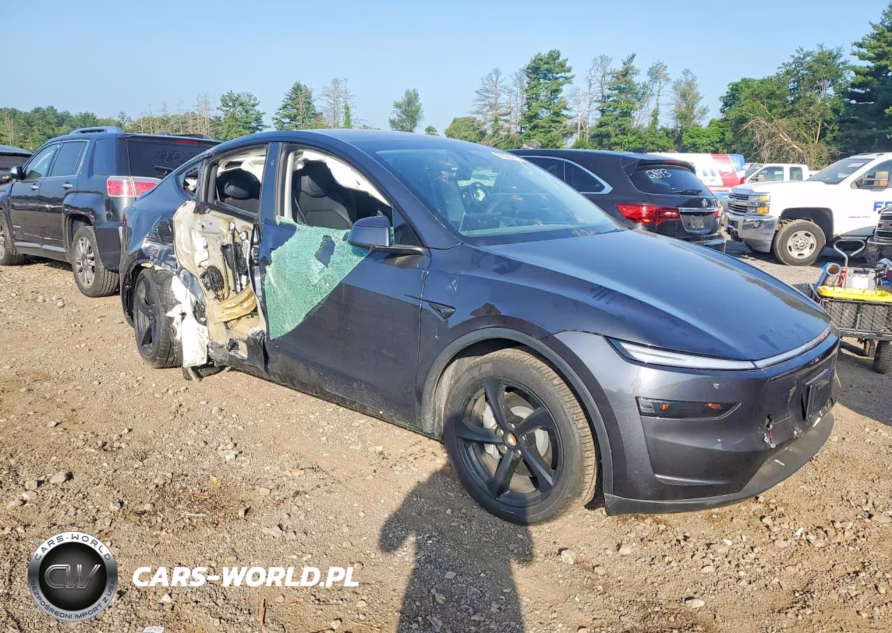 2026 Tesla Model Y VIN:7SAYGDED1TA474840 - 4