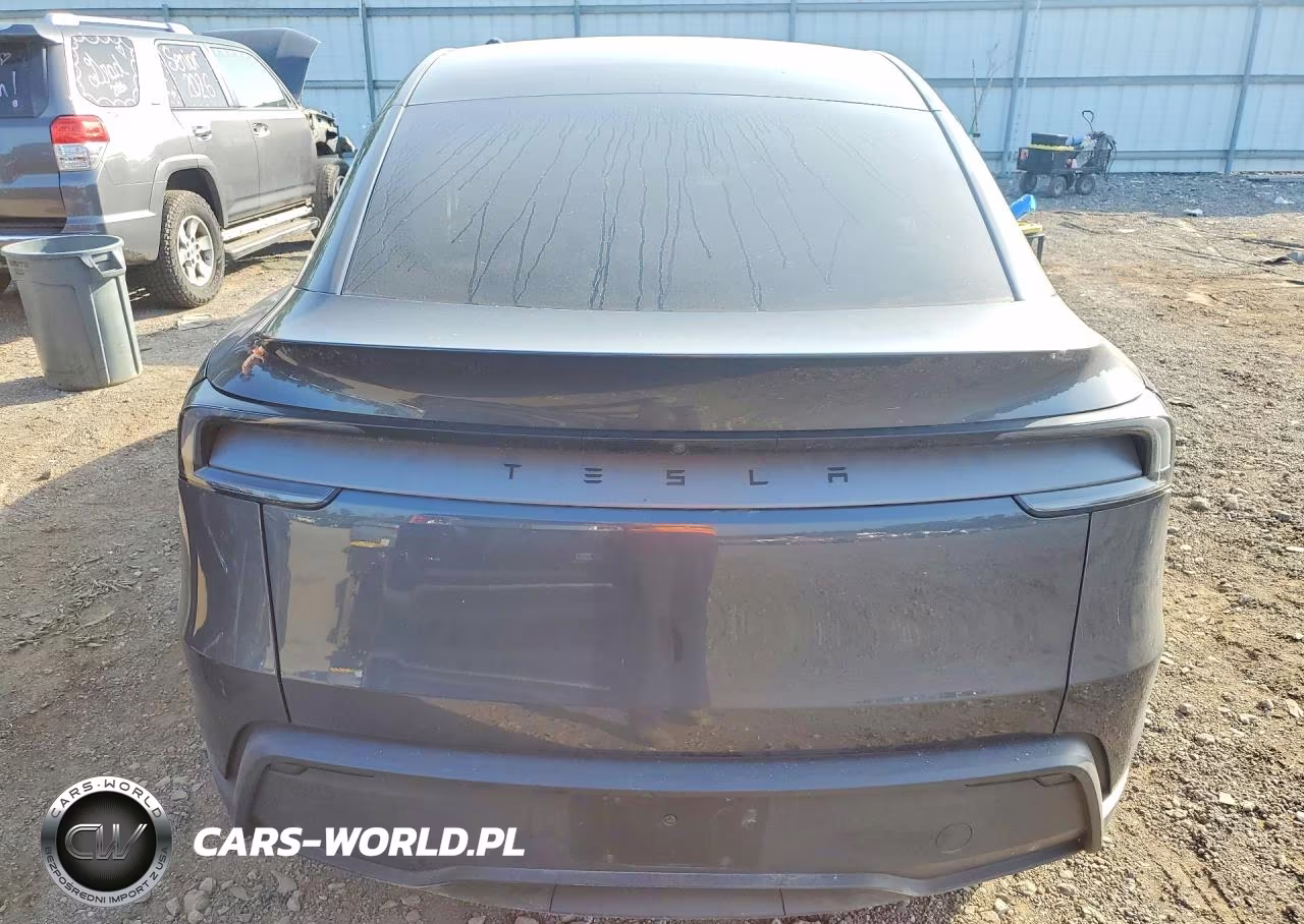 2026 Tesla Model Y VIN:7SAYGDED1TA474840 - 6