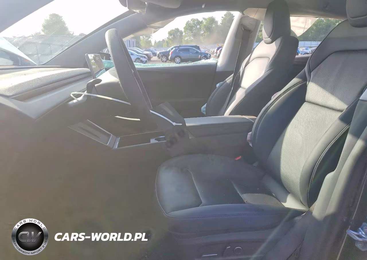 2026 Tesla Model Y VIN:7SAYGDED1TA474840 - 7