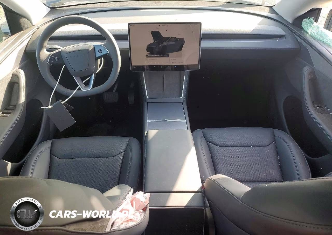 2026 Tesla Model Y VIN:7SAYGDED1TA474840 - 8