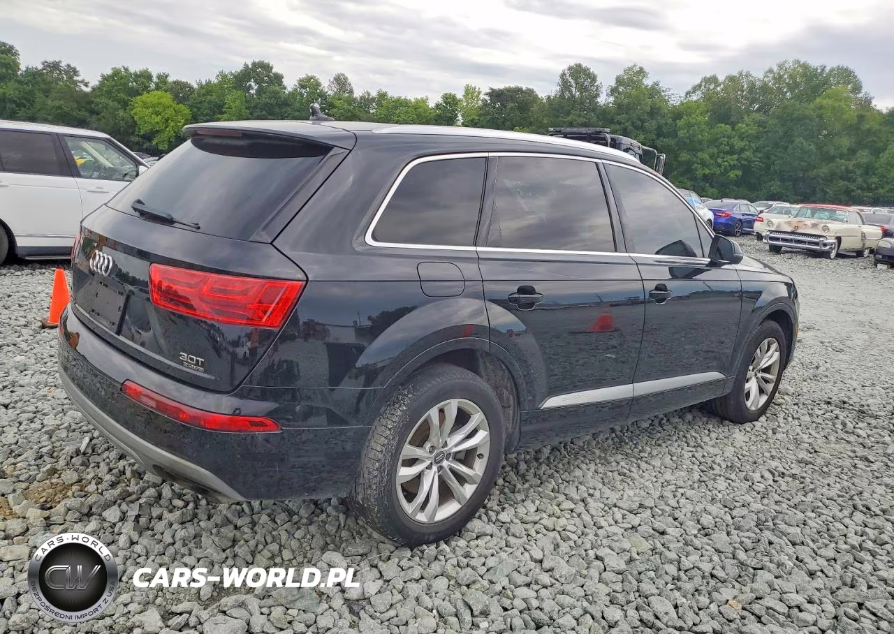 2018 Audi Q7 Premium Plus VIN:WA1LAAF7XJD029207 - 3