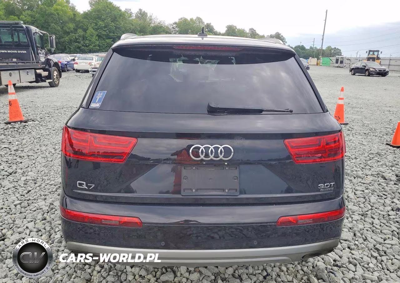 2018 Audi Q7 Premium Plus VIN:WA1LAAF7XJD029207 - 6