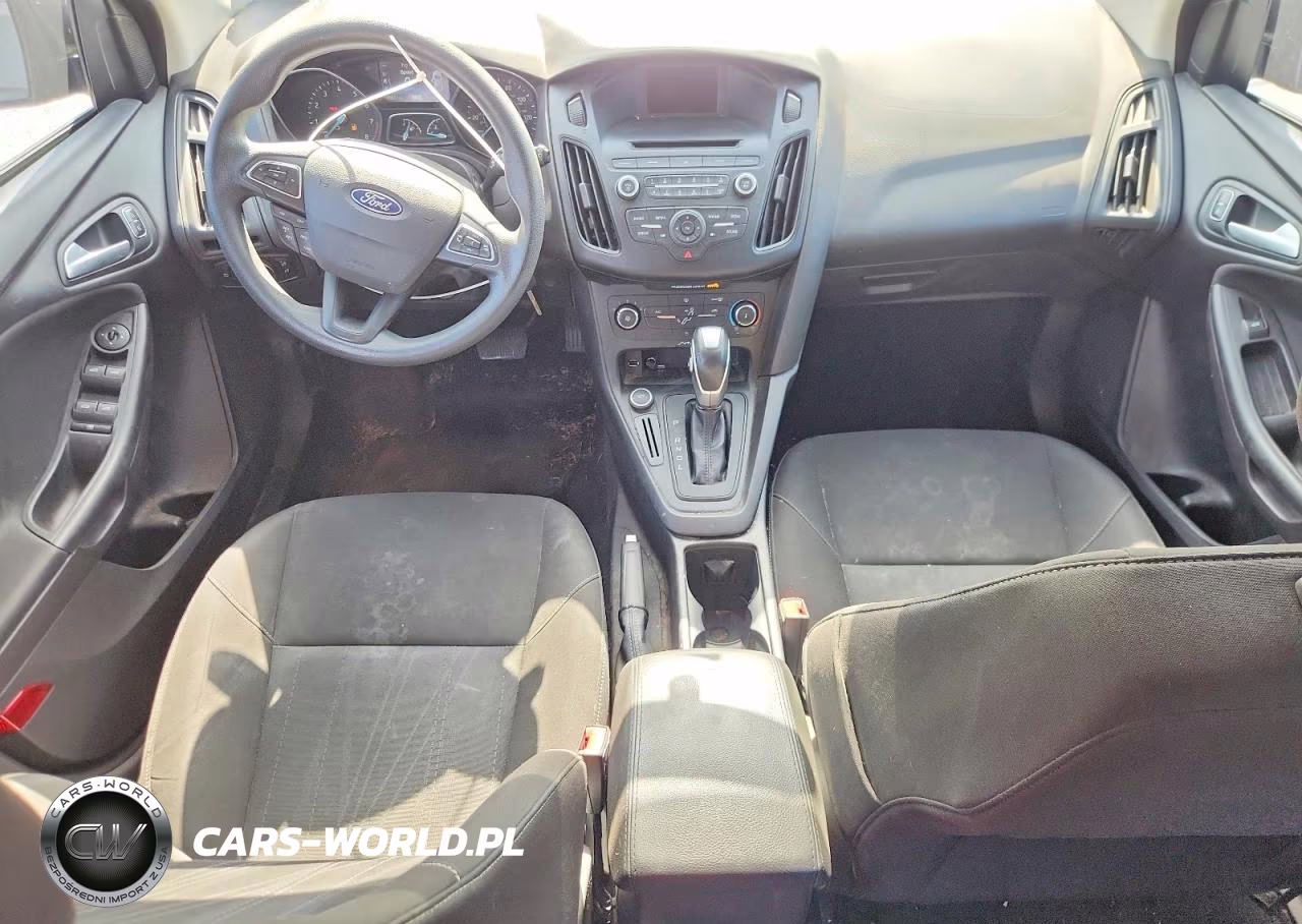 2015 Ford Focus Se VIN:1FADP3K25FL252918 - 8