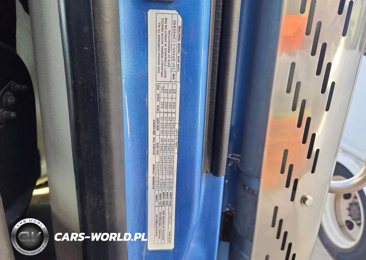 2018 Peterbilt 579 Semi Truck VIN:1XPBP49X1JD492848 - 13