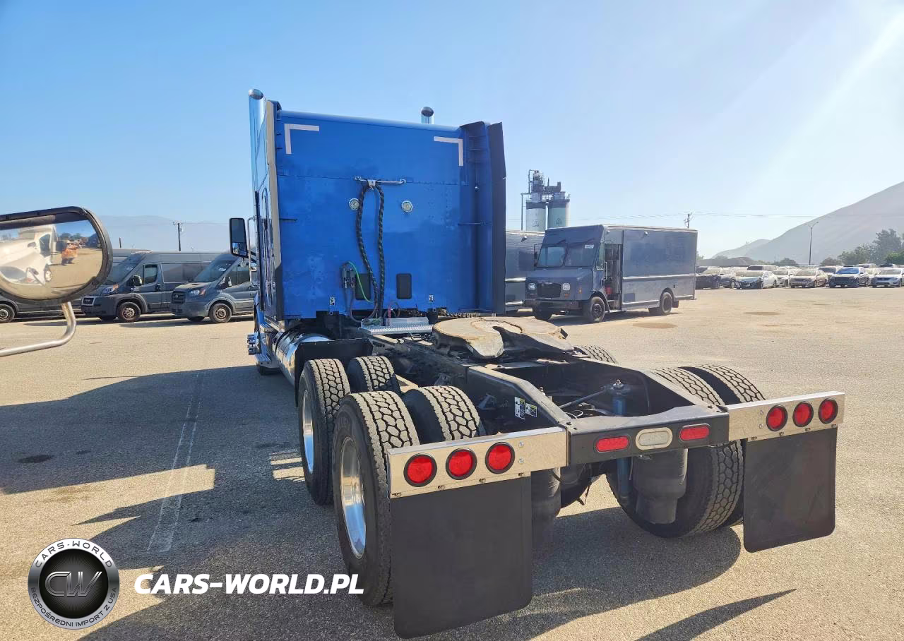 2018 Peterbilt 579 Semi Truck VIN:1XPBP49X1JD492848 - 2
