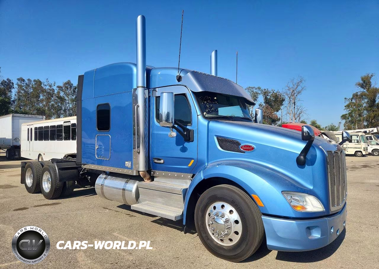 2018 Peterbilt 579 Semi Truck VIN:1XPBP49X1JD492848 - 4