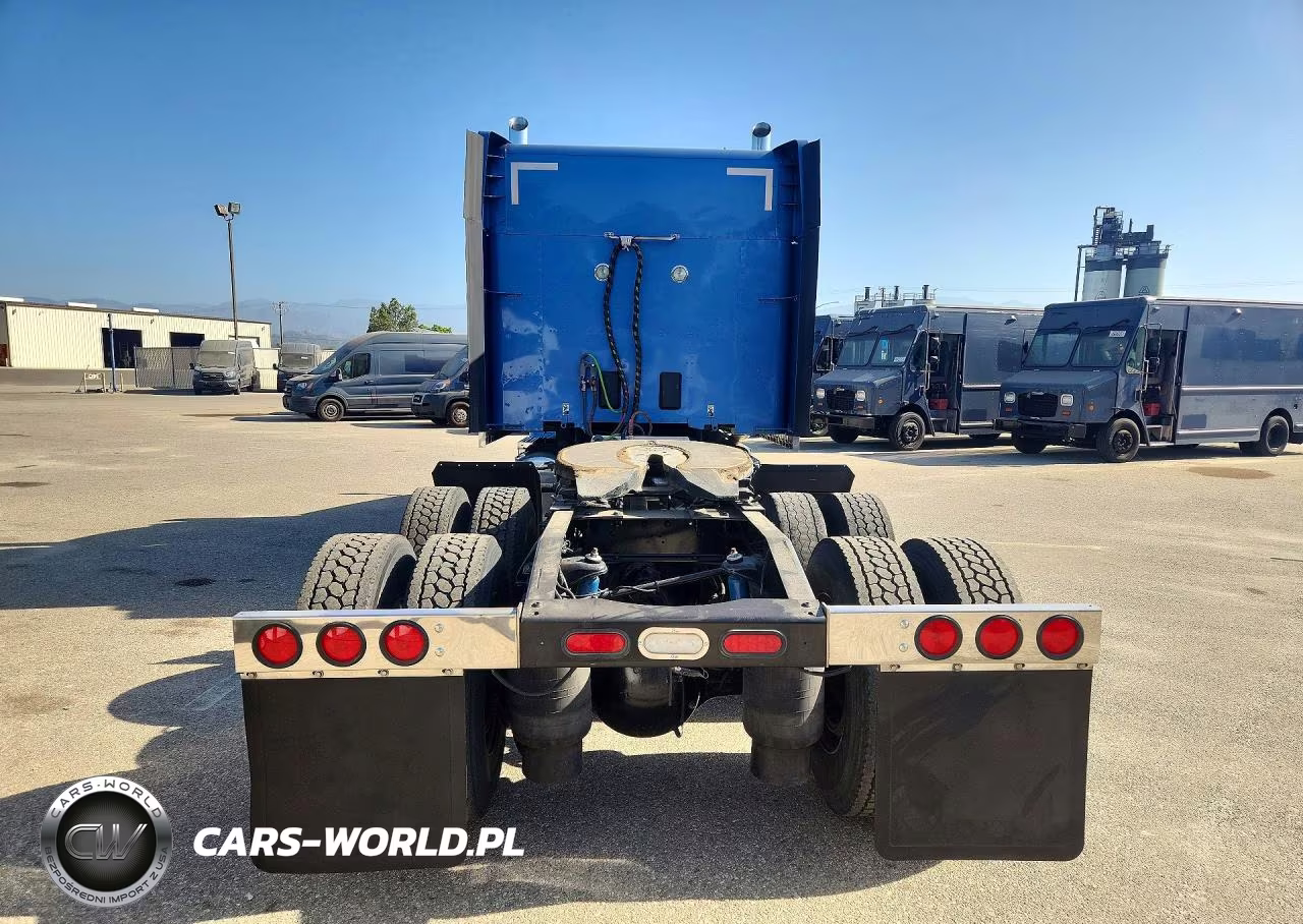 2018 Peterbilt 579 Semi Truck VIN:1XPBP49X1JD492848 - 6