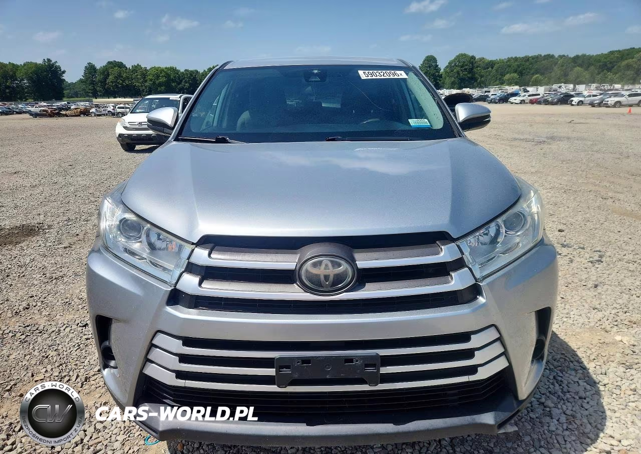 2019 Toyota Highlander Le VIN:5TDZZRFH7KS297864 - 5