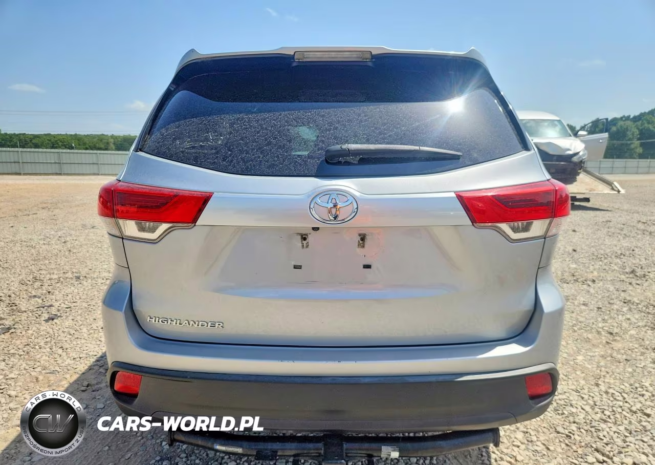 2019 Toyota Highlander Le VIN:5TDZZRFH7KS297864 - 6