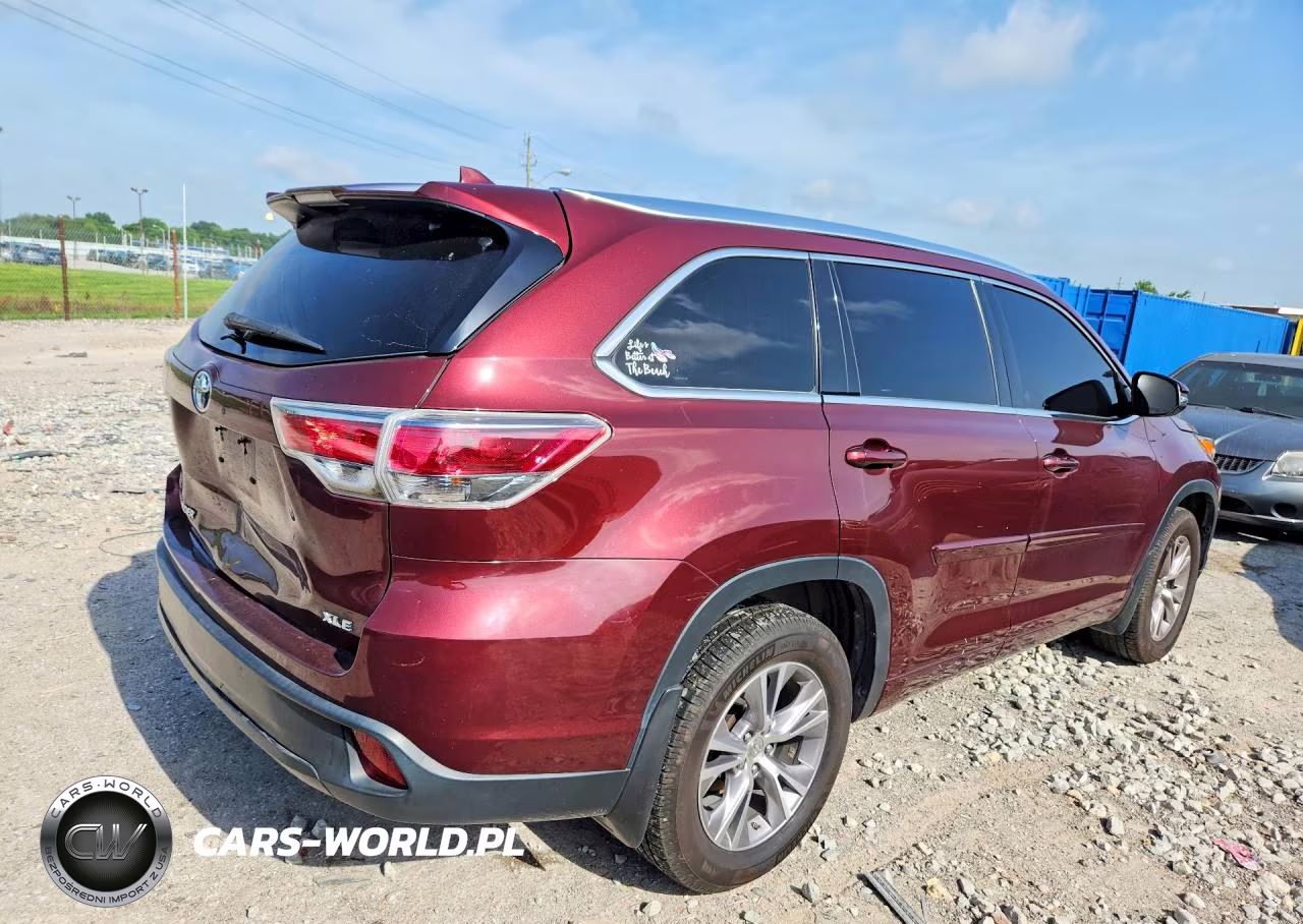 2015 Toyota Highlander Xle VIN:5TDKKRFH8FS059565 - 3