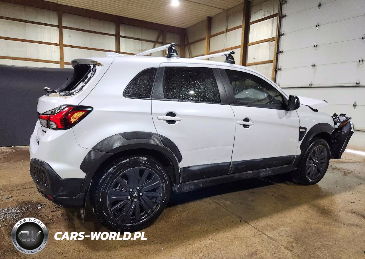 2025 Mitsubishi Outlander Sport VIN:JA4ARUAU9SU014679 - 3