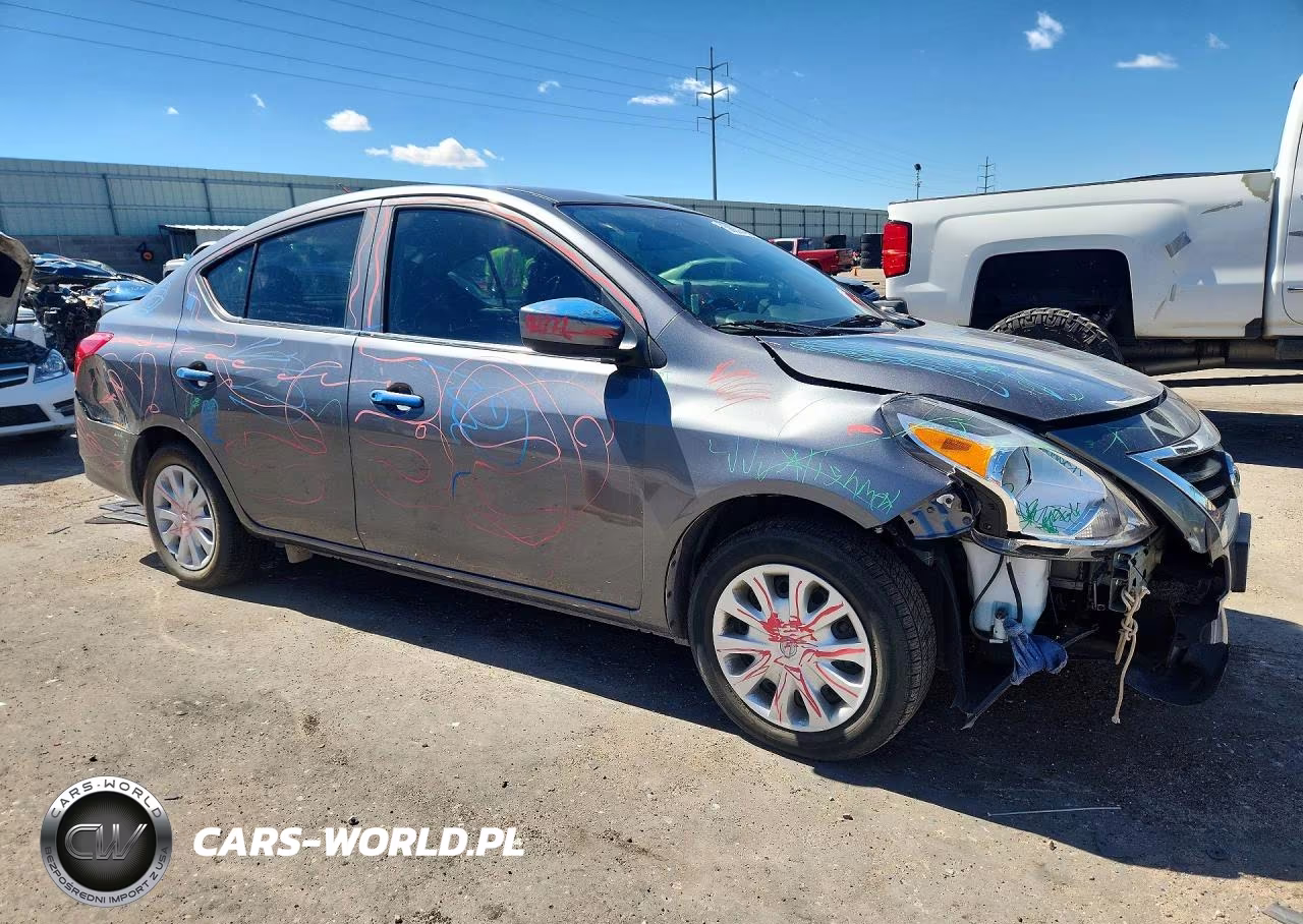 2018 Nissan Versa S Plus VIN:3N1CN7AP4JL837263 - 4